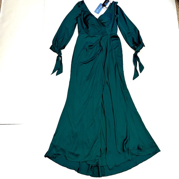 CINDERELLA DIVINE EMERALD GREEN SATIN PLUNGING V-NECK DRAPED LONG DRESS NWT Sz14 - Picture 8 of 14